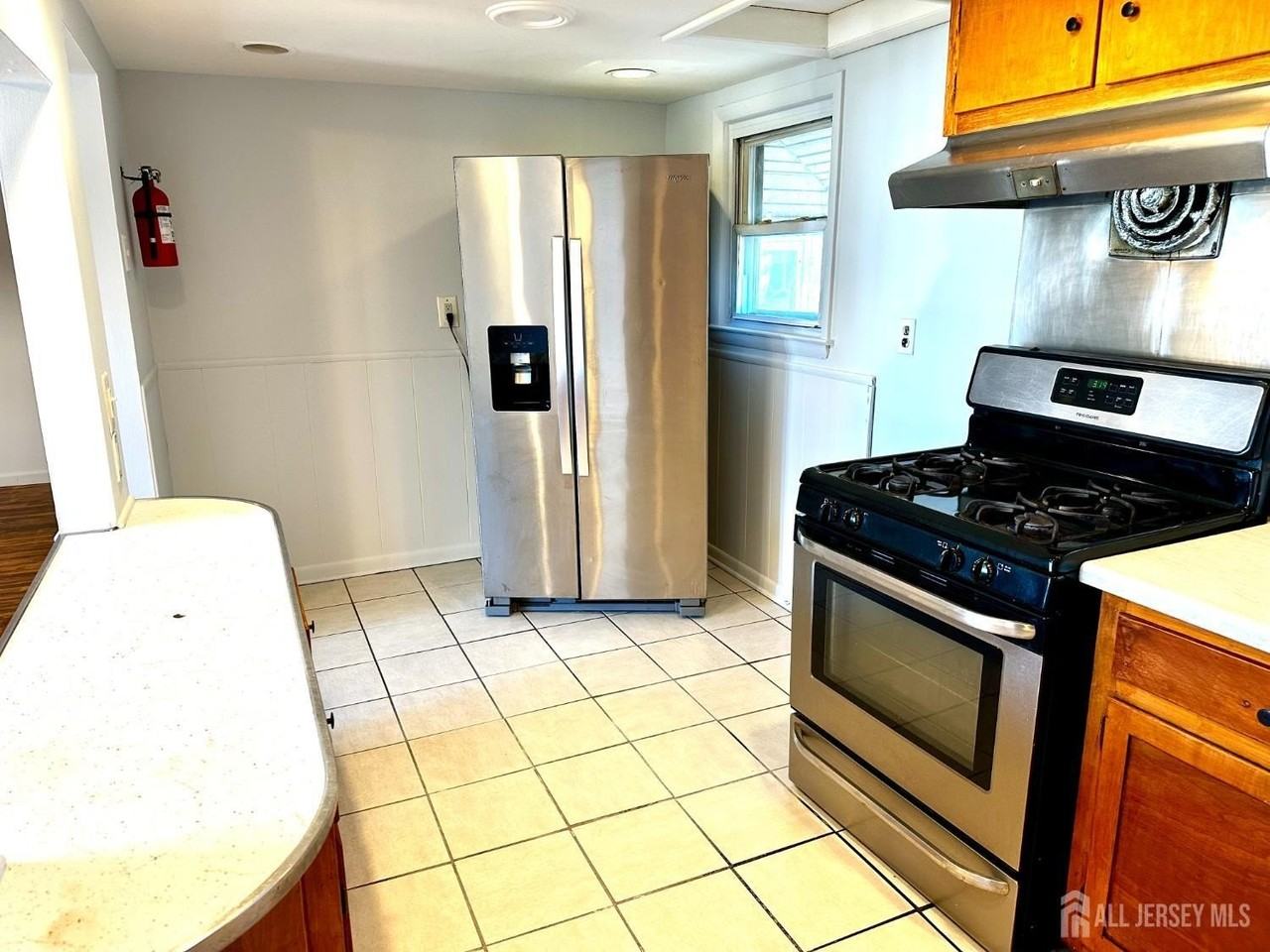 428 New Market Rd #2 - Photo 7 of 15