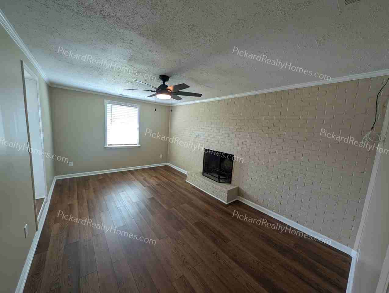 1620 Riverside Dr #1 - Photo 6 of 19