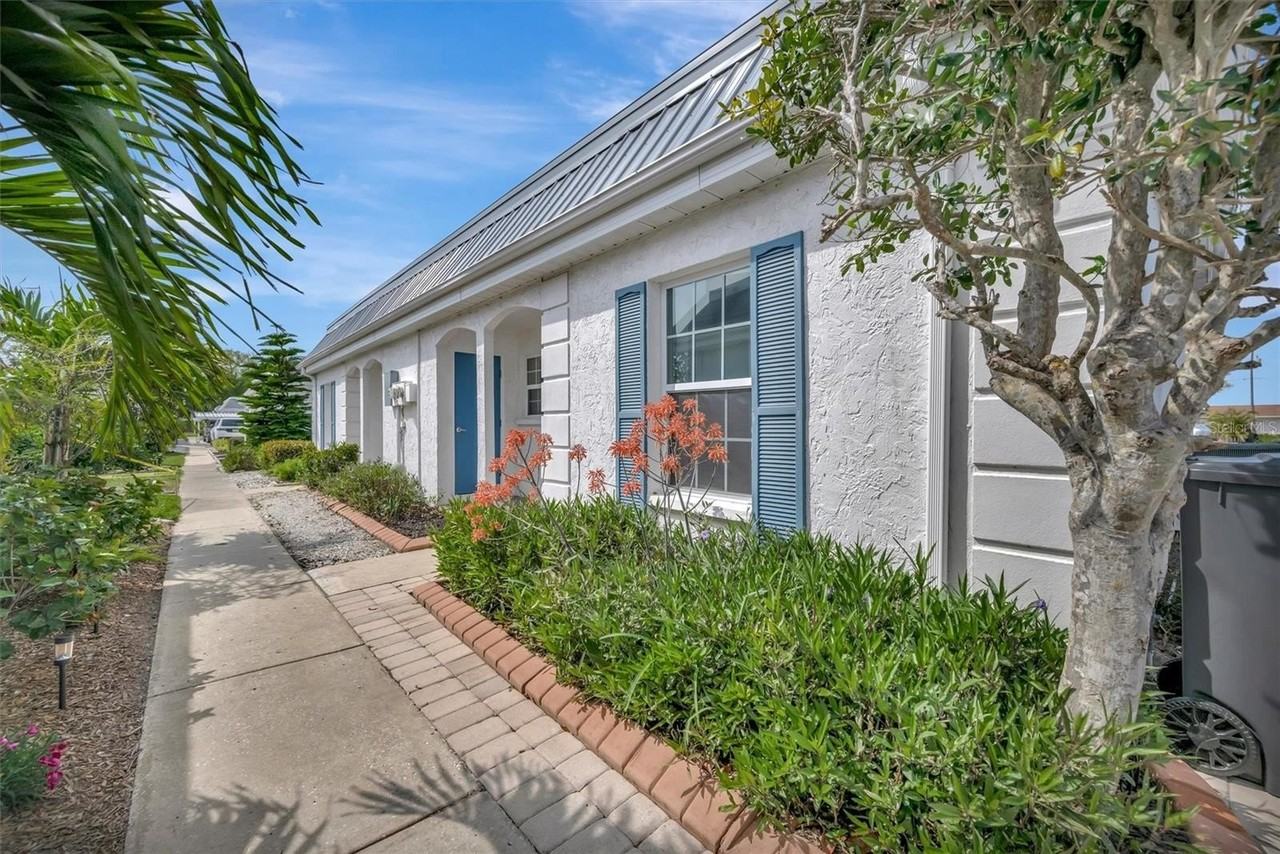 9819 Hernando Ct #29A - Photo 4 of 50