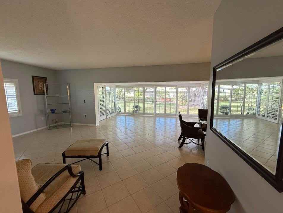 5835 Tidewood Ave #16 - Photo 5 of 23