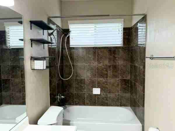 8992 Sw 79th Ave - Photo 6 of 9