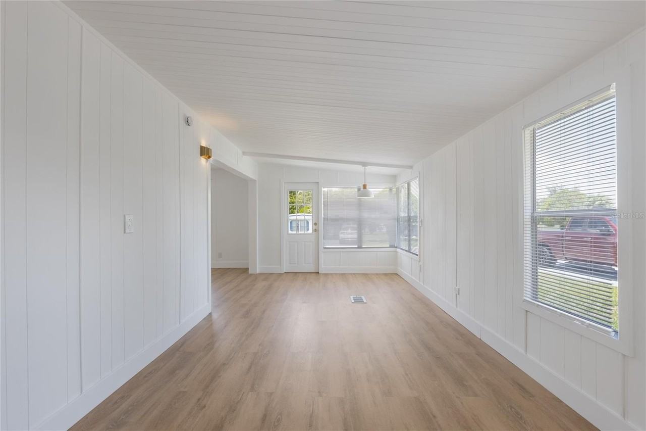 814 Roseapple Ave - Photo 6 of 20