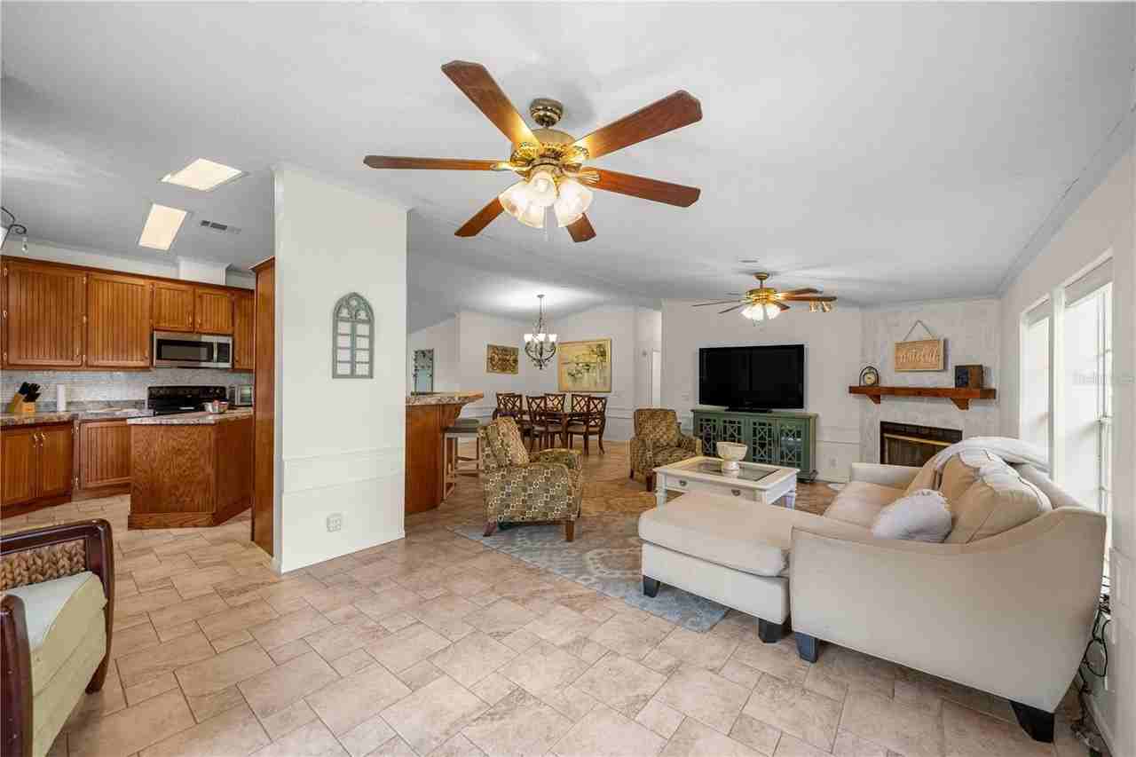 18850 Se 12th Ln - Photo 4 of 50