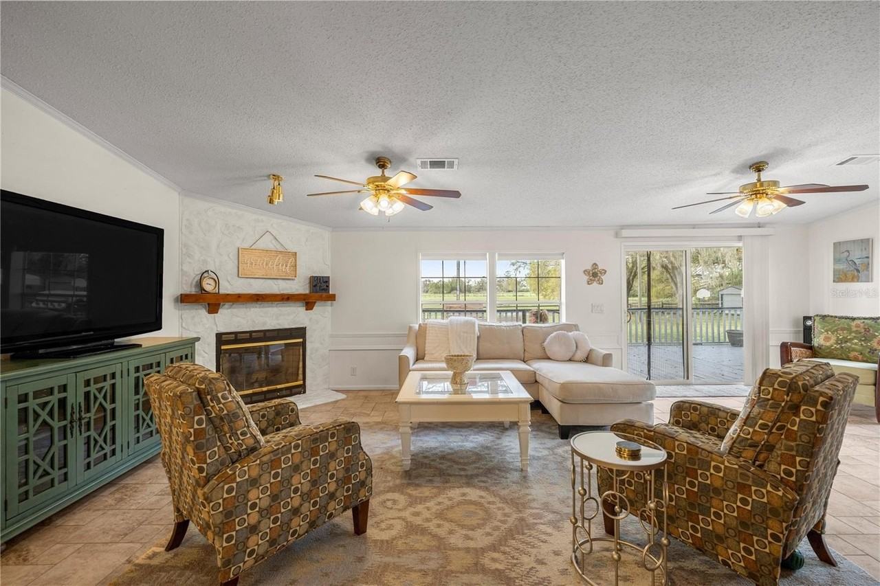 18850 Se 12th Ln - Photo 5 of 50