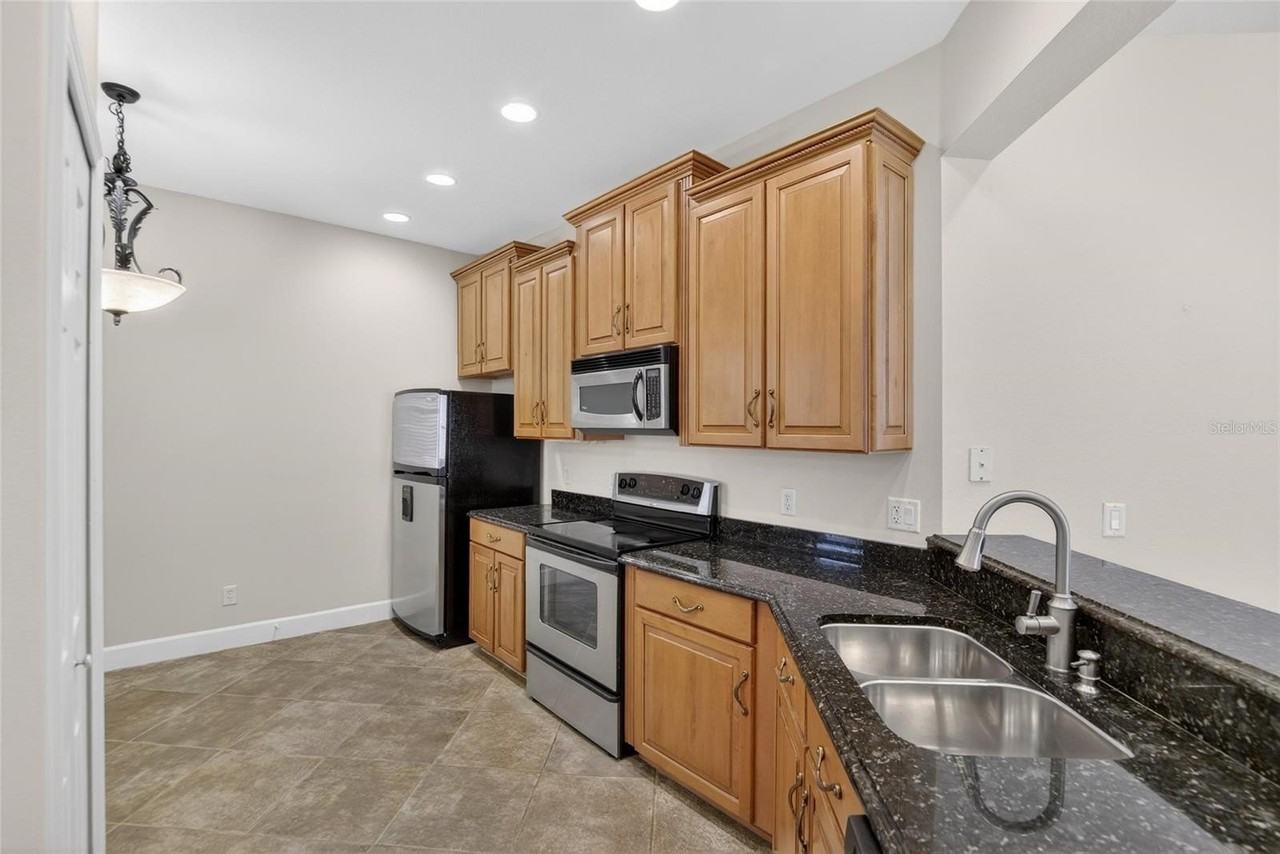 210 Shell Falls Dr - Photo 2 of 50