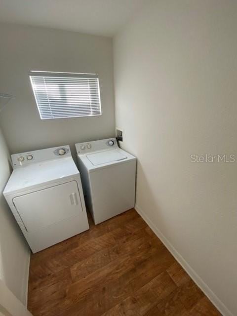 513 Lindsay Anne Ct - Photo 3 of 10