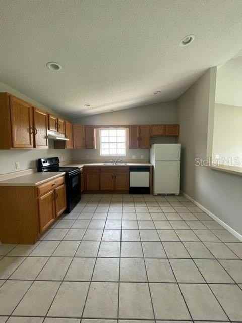 40 Jefferson Rd - Photo 2 of 19