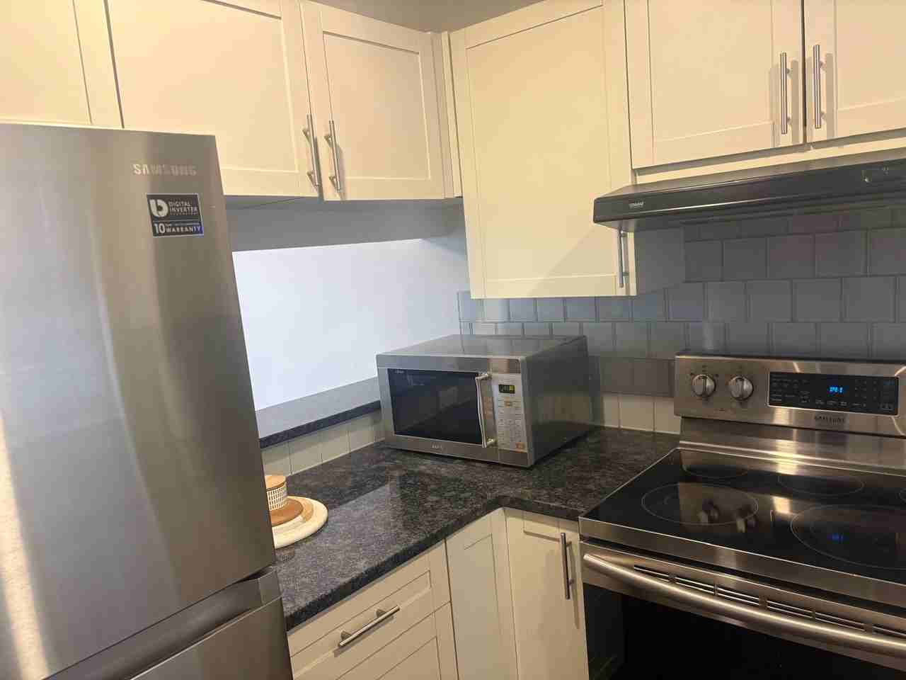 555 Abbott Street #809 - Photo 7 of 62