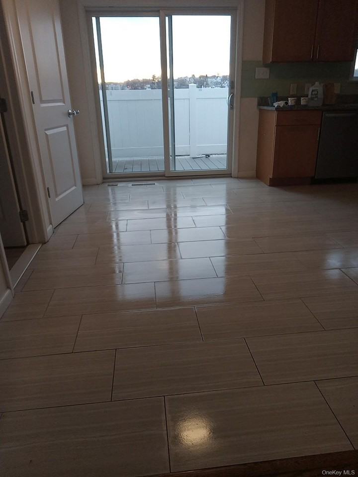 62 Gibson Pl #L - Photo 2 of 19