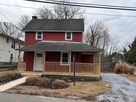 featured image of 12 Canyon St