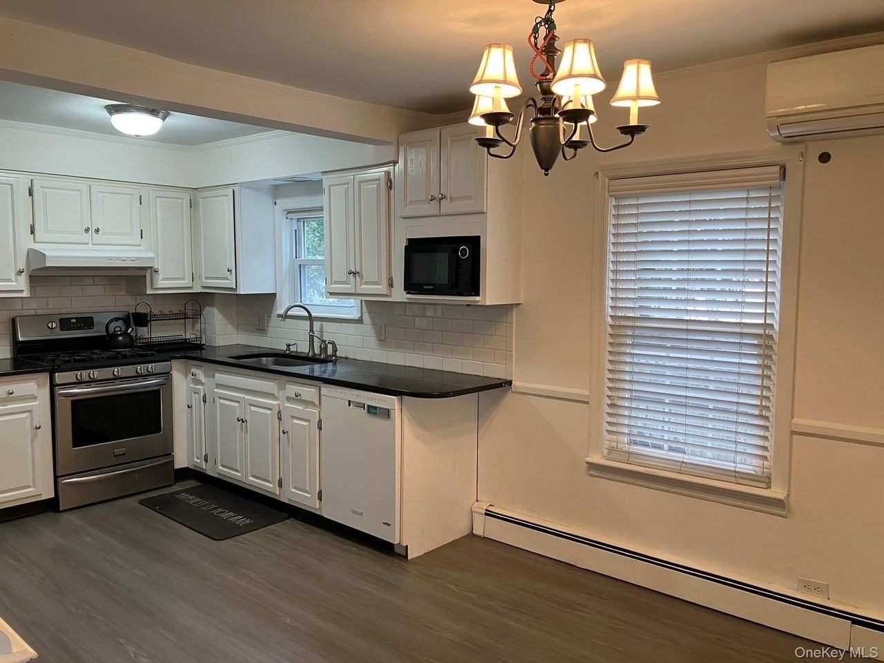 18 Park Ave - Photo 4 of 15