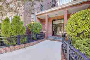 featured image of 3727 86th St Apt 6n