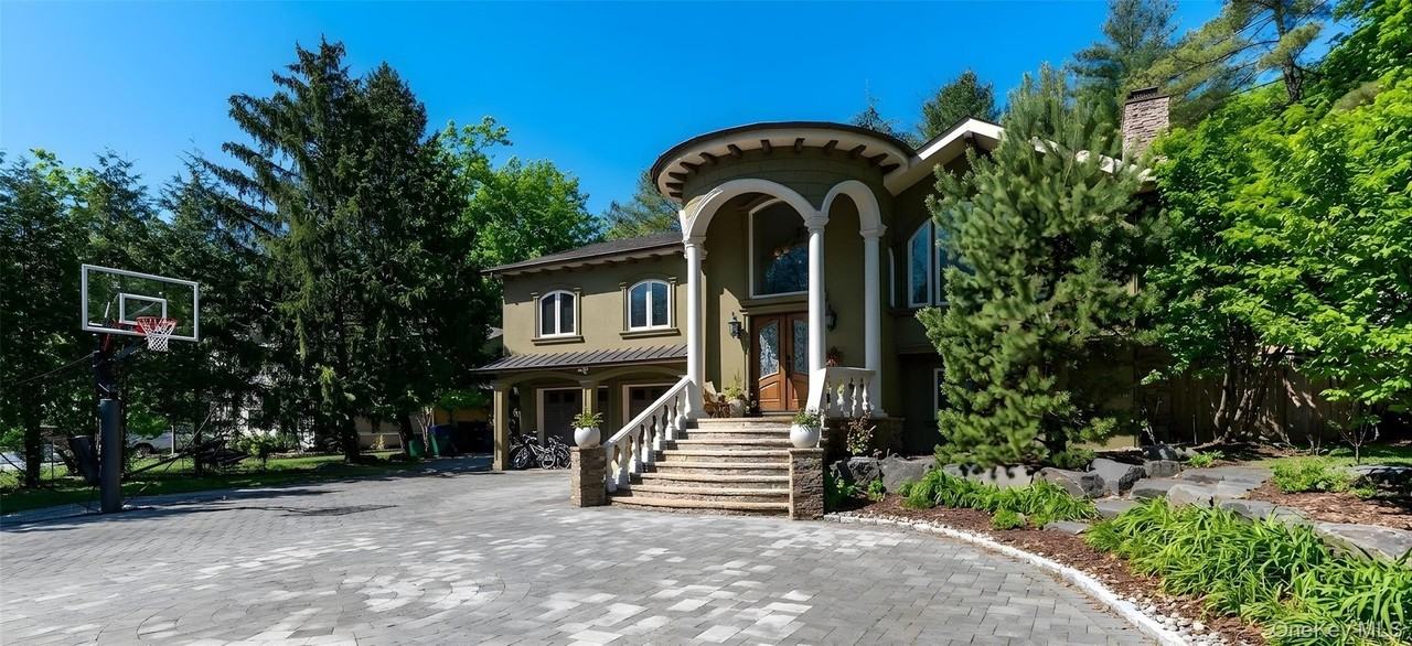 602 Palmer Dr - Photo 2 of 43