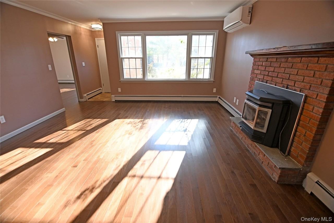 94 Baldwin Ln - Photo 3 of 10