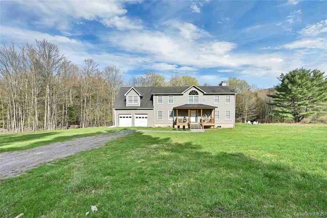 362 Rose Rd - Photo 3 of 36