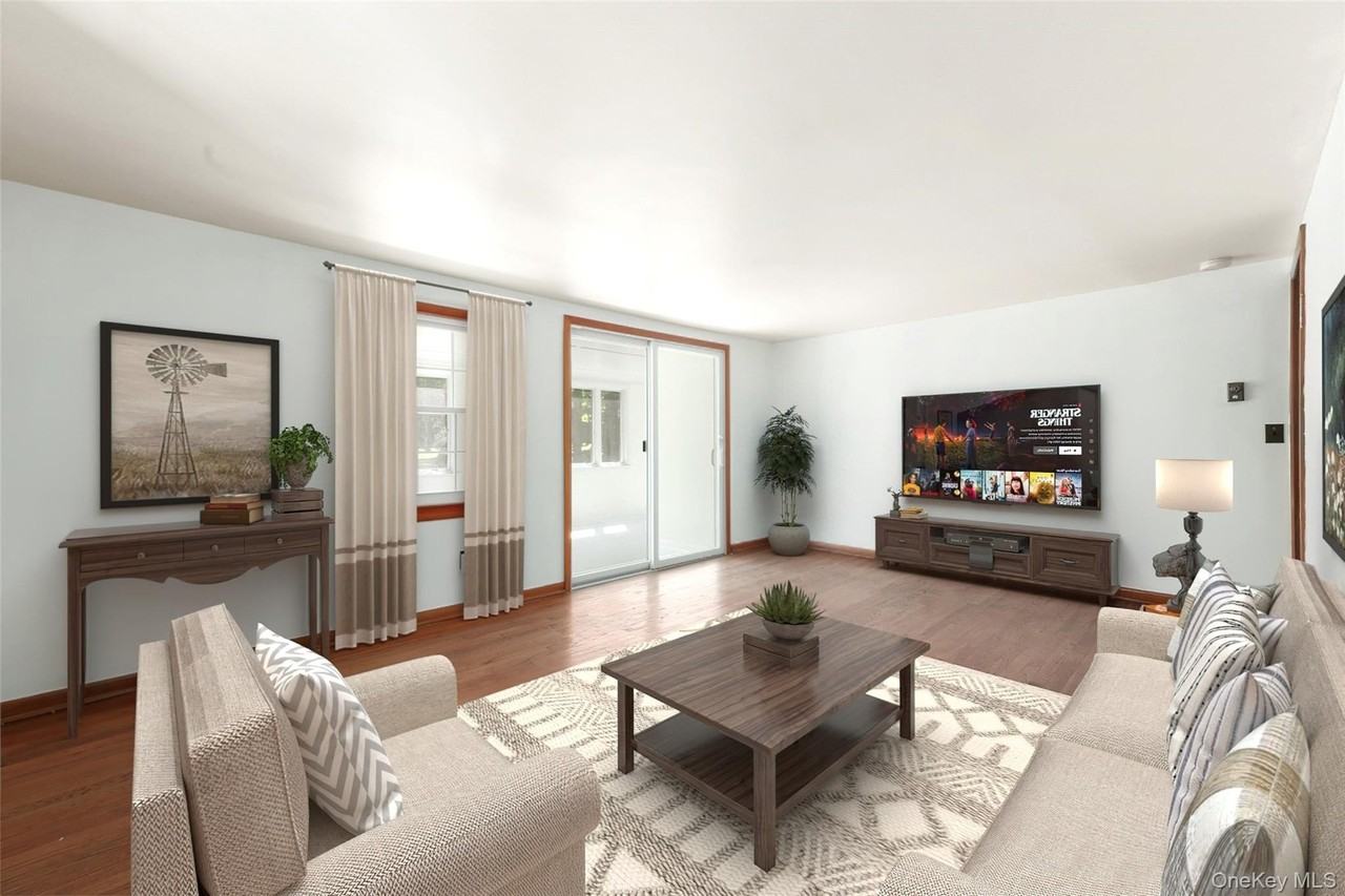 4 Quaker Rd Unit A - Photo 7 of 13