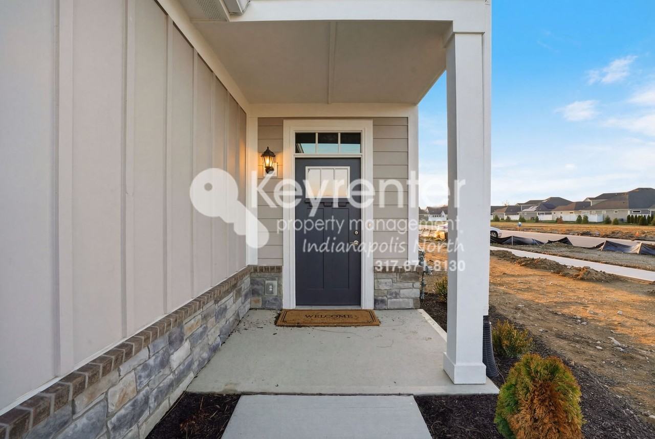 14910 E Keenan Cir - Photo 3 of 31