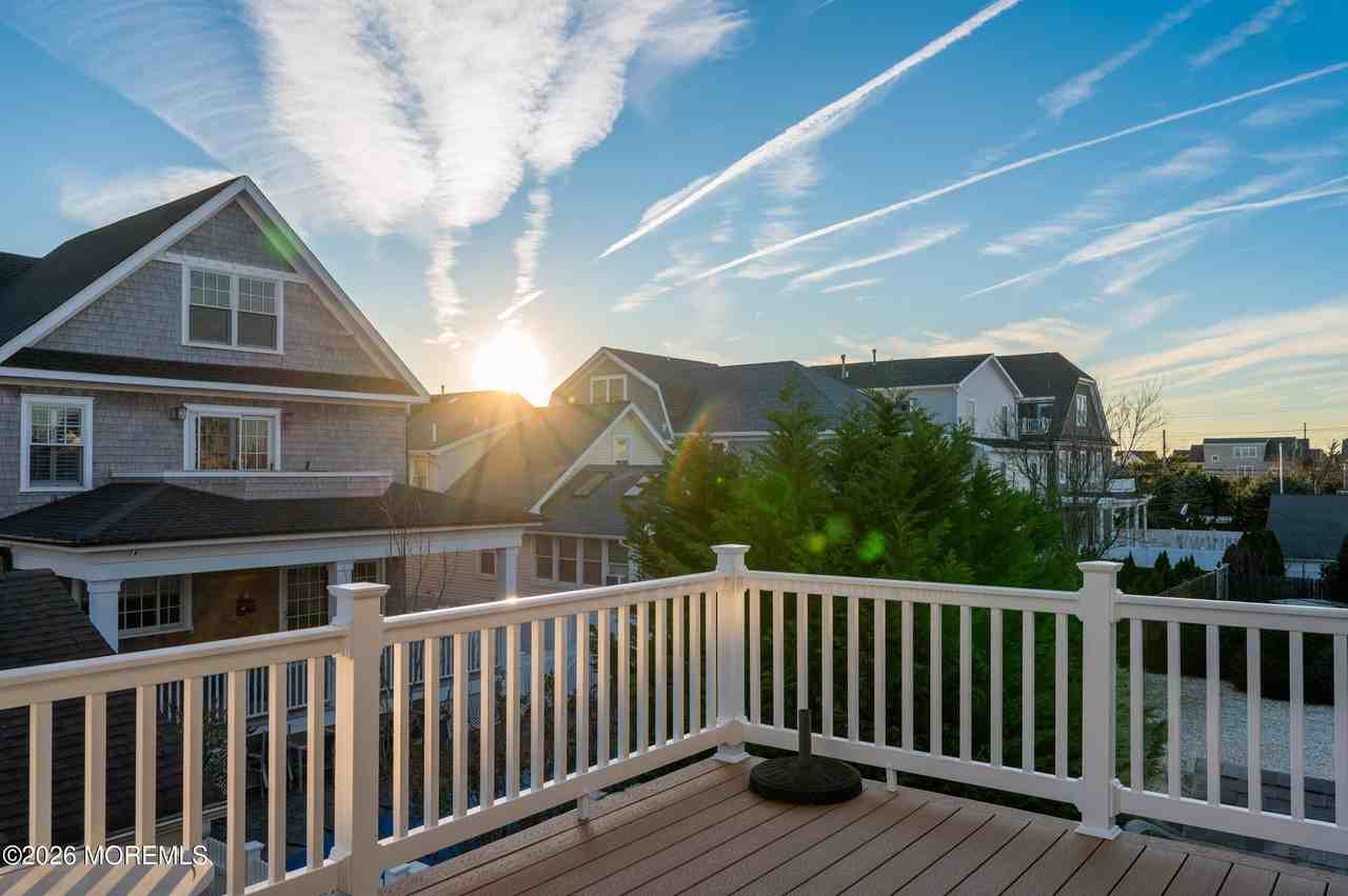 29 4th Ave - Photo 7 of 35