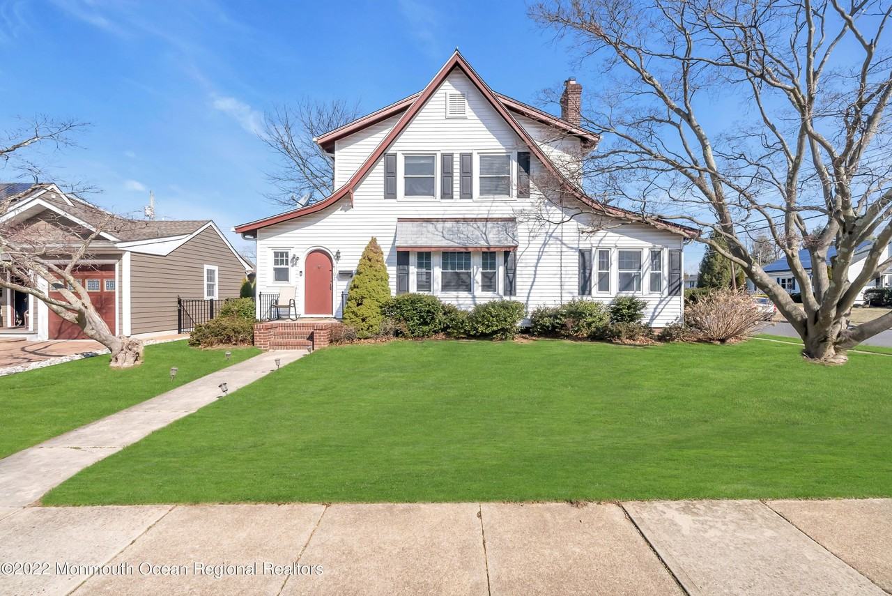 102 Dixon Ave - Photo 3 of 35