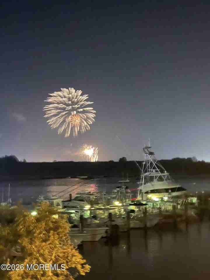 119 119 Ashley Avenue - Photo 2 of 35