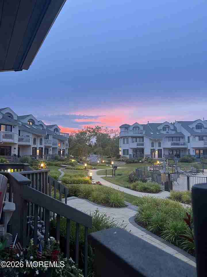 119 119 Ashley Avenue - Photo 3 of 35