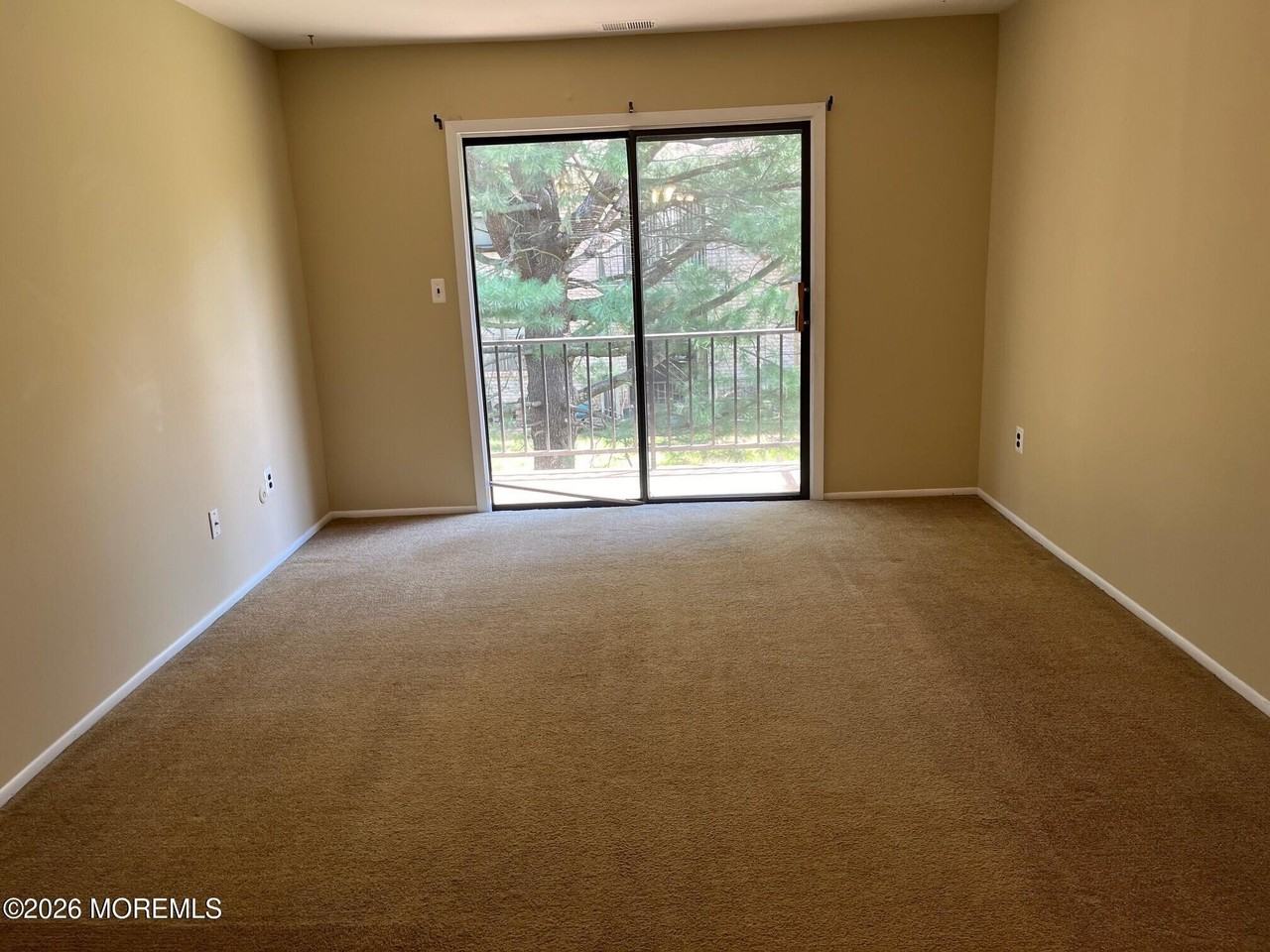 1508 Silver Ct - Photo 6 of 9