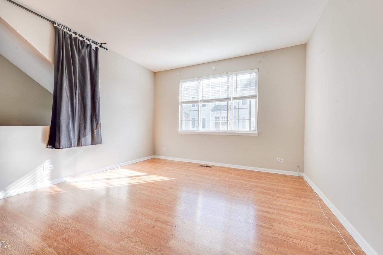 3377 Ravinia Cir - Photo 5 of 22