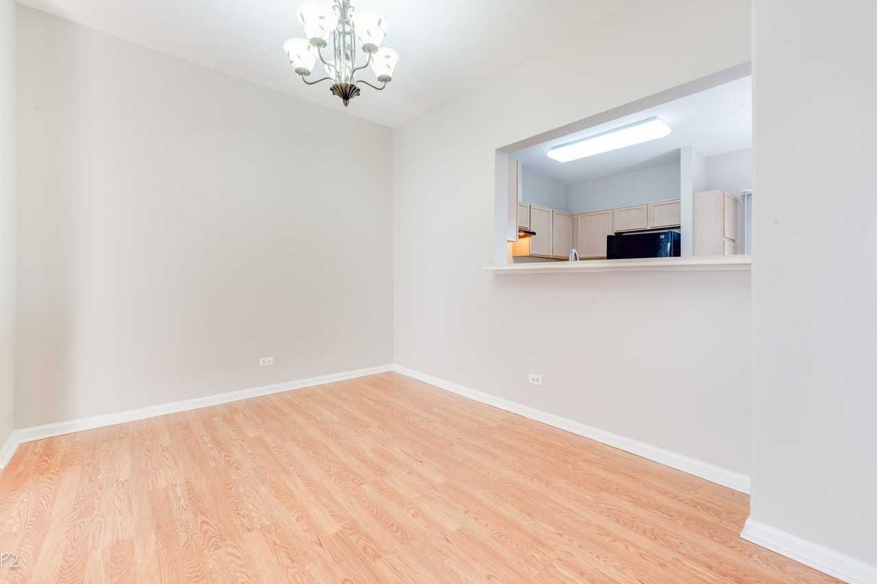 3377 Ravinia Cir - Photo 6 of 22