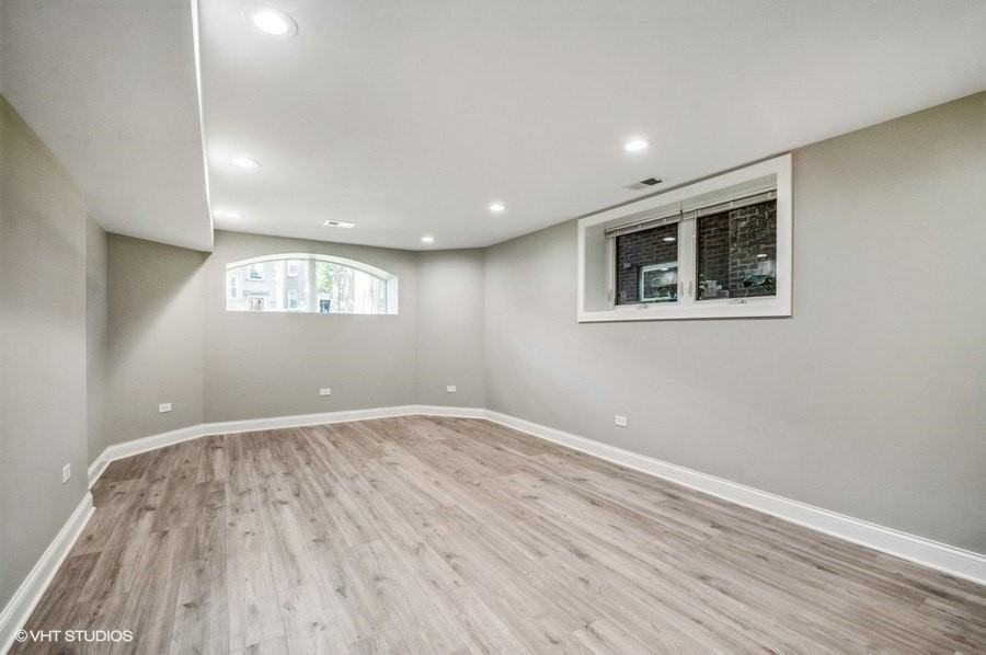 5915 N Artesian Avenue unit: Gdn - Photo 6 of 13