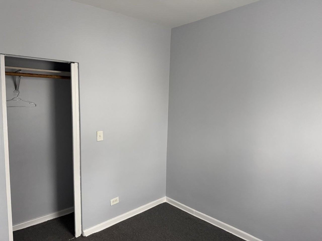 10800 S Hoxie Ave Apt 2f - Photo 4 of 11