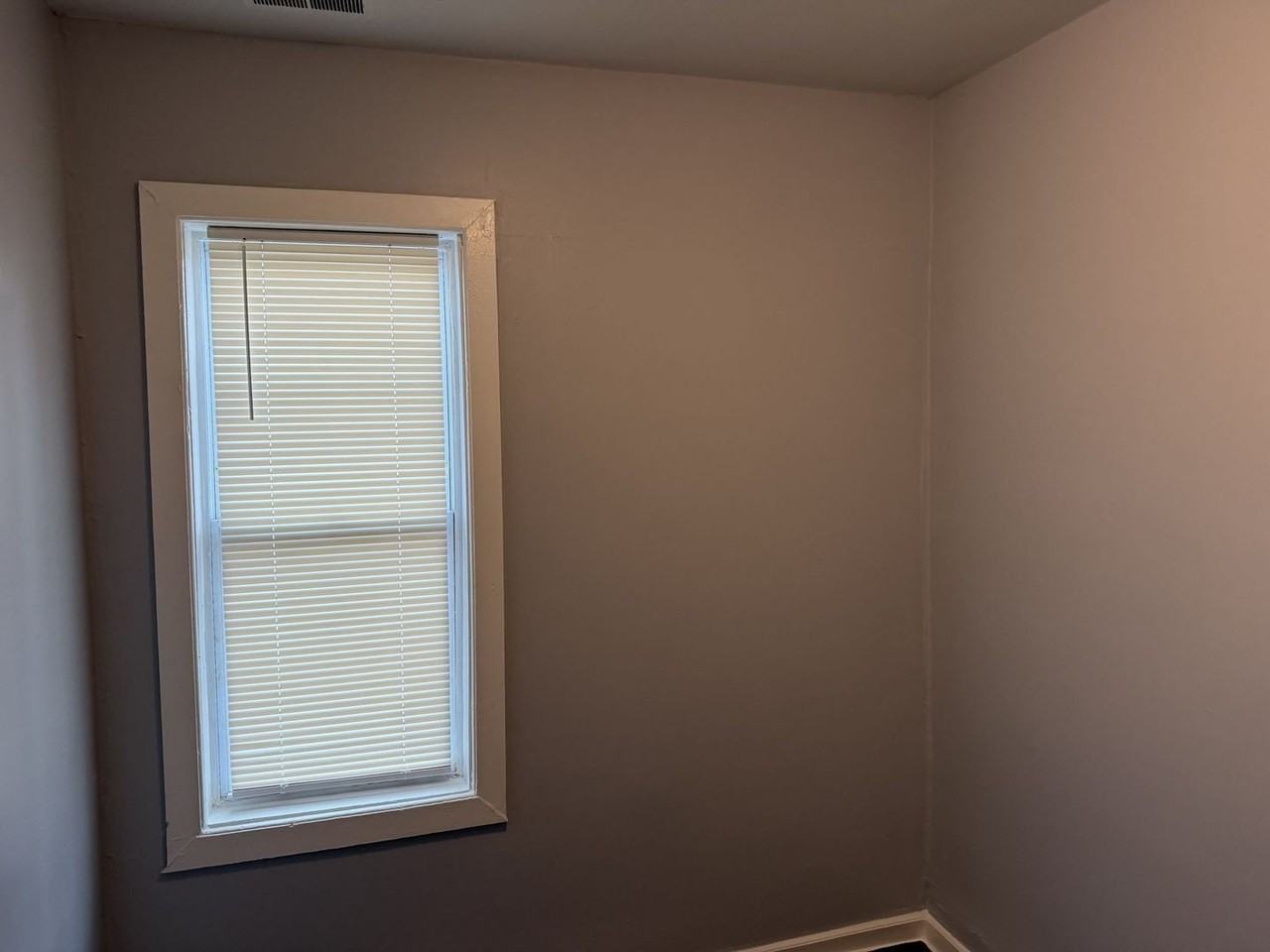 10800 S Hoxie Ave Apt 2f - Photo 6 of 11