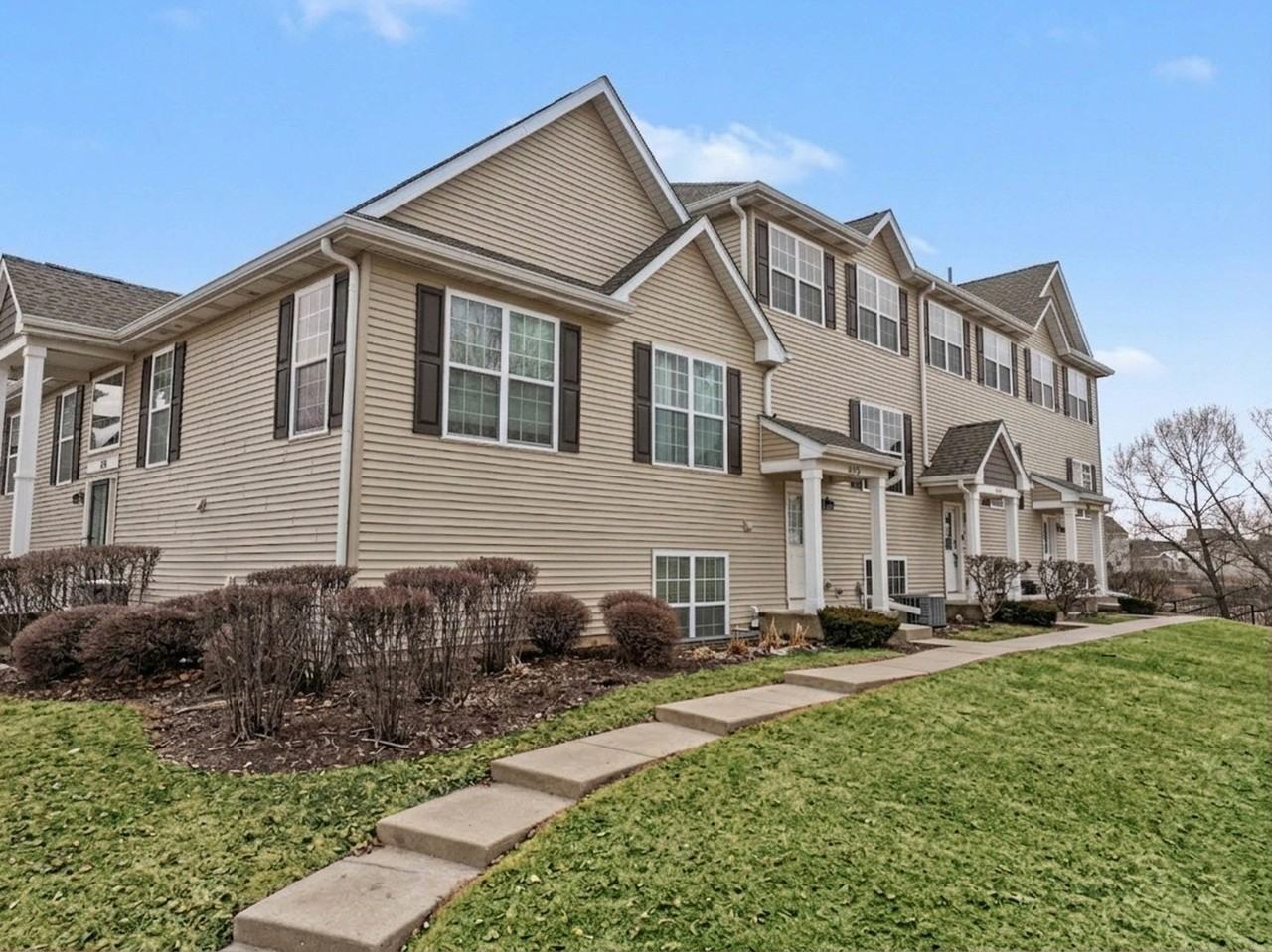 1475 W Sedgewood Ct Unit 1475 - Photo 2 of 22