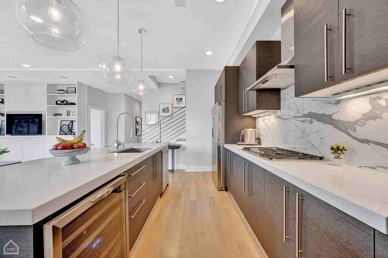 1312 W Madison St Apt 4a - Photo 4 of 37