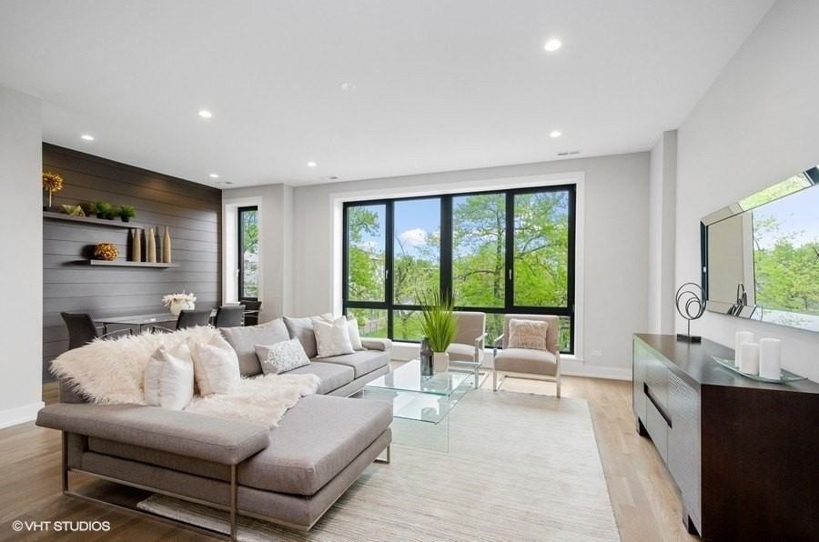 6242 S Greenwood Ave #4S - Photo 3 of 20