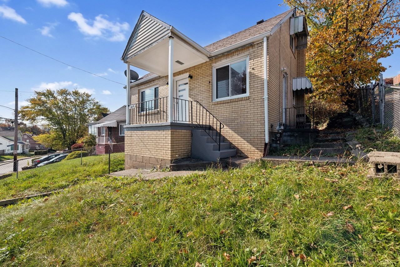 1612 Patterson Ave #1 - Photo 3 of 25