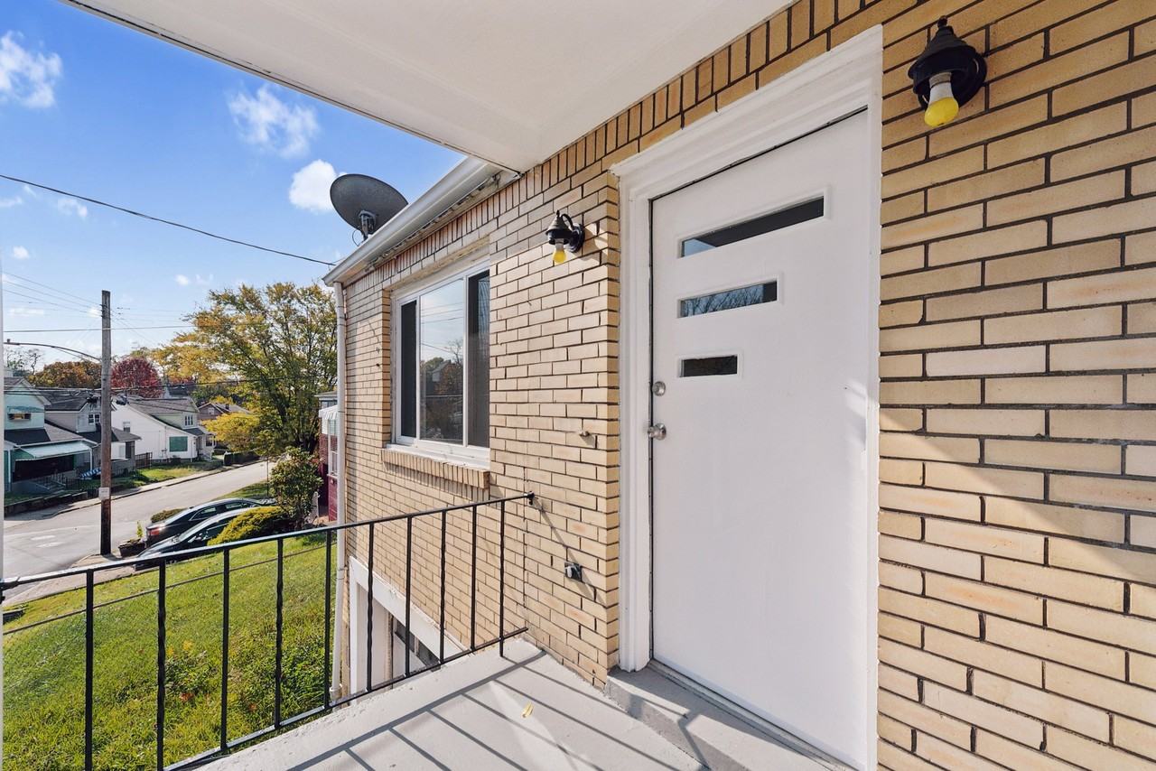 1612 Patterson Ave #1 - Photo 4 of 25