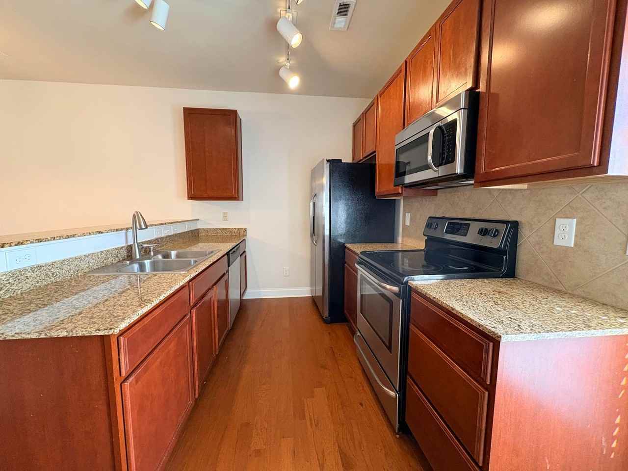 4327 Kobuk Ln - Photo 7 of 17