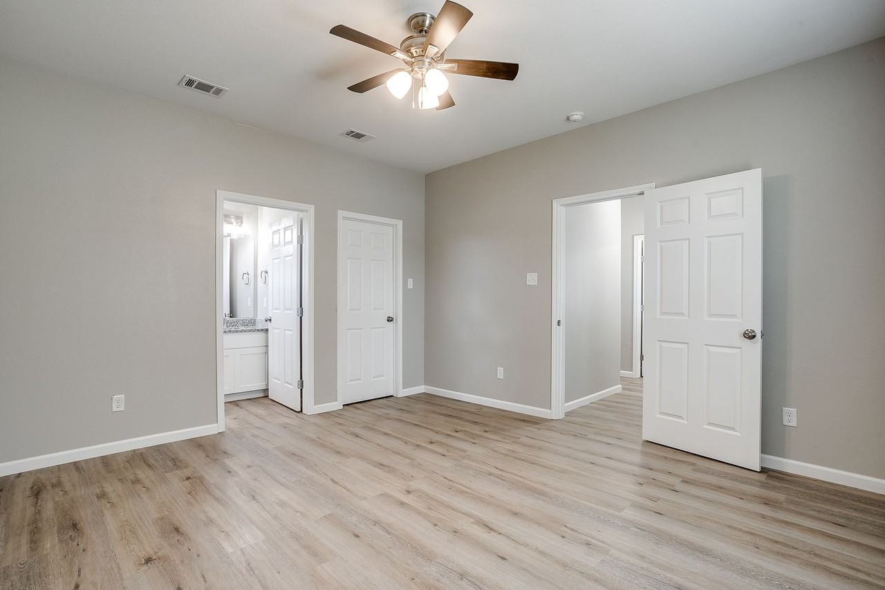 133 Winners Circle #903 - Photo 6 of 7