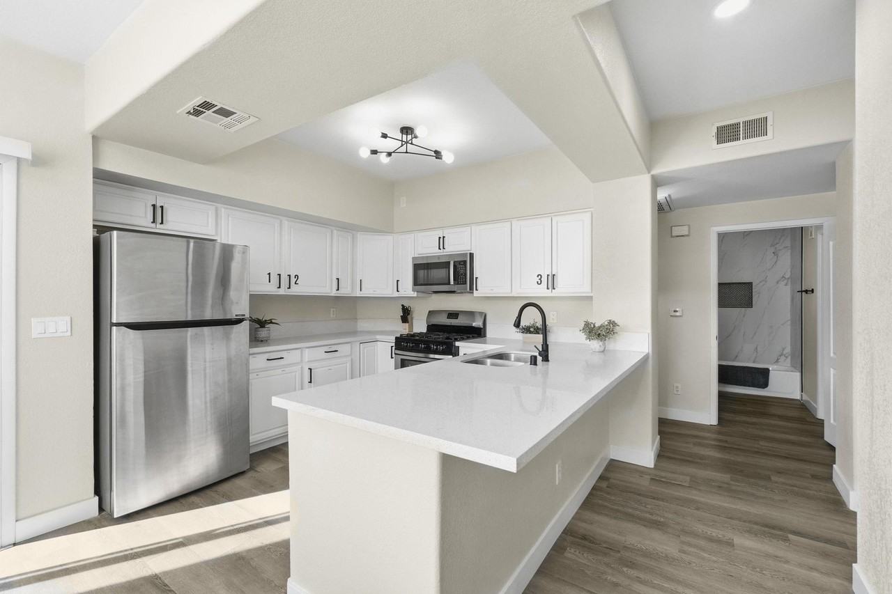 Blackcombe St - Photo 2 of 28