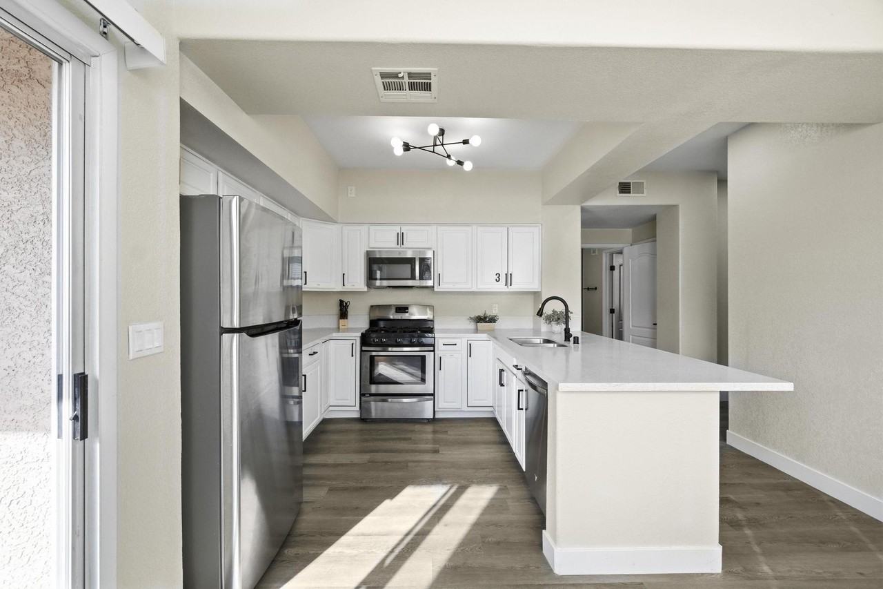 Blackcombe St - Photo 5 of 28