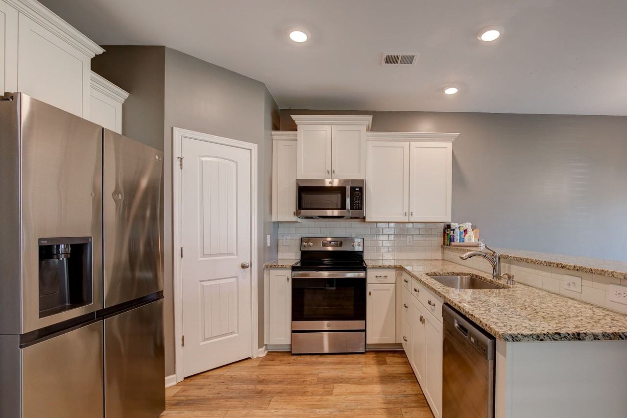 416 Sandfarm Trl #1 - Photo 7 of 29