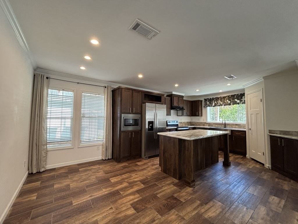 5631 Pinecrest Dr #0166 - Photo 3 of 20