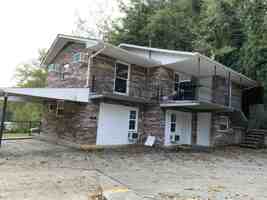 featured image of 136 S 10th St #11