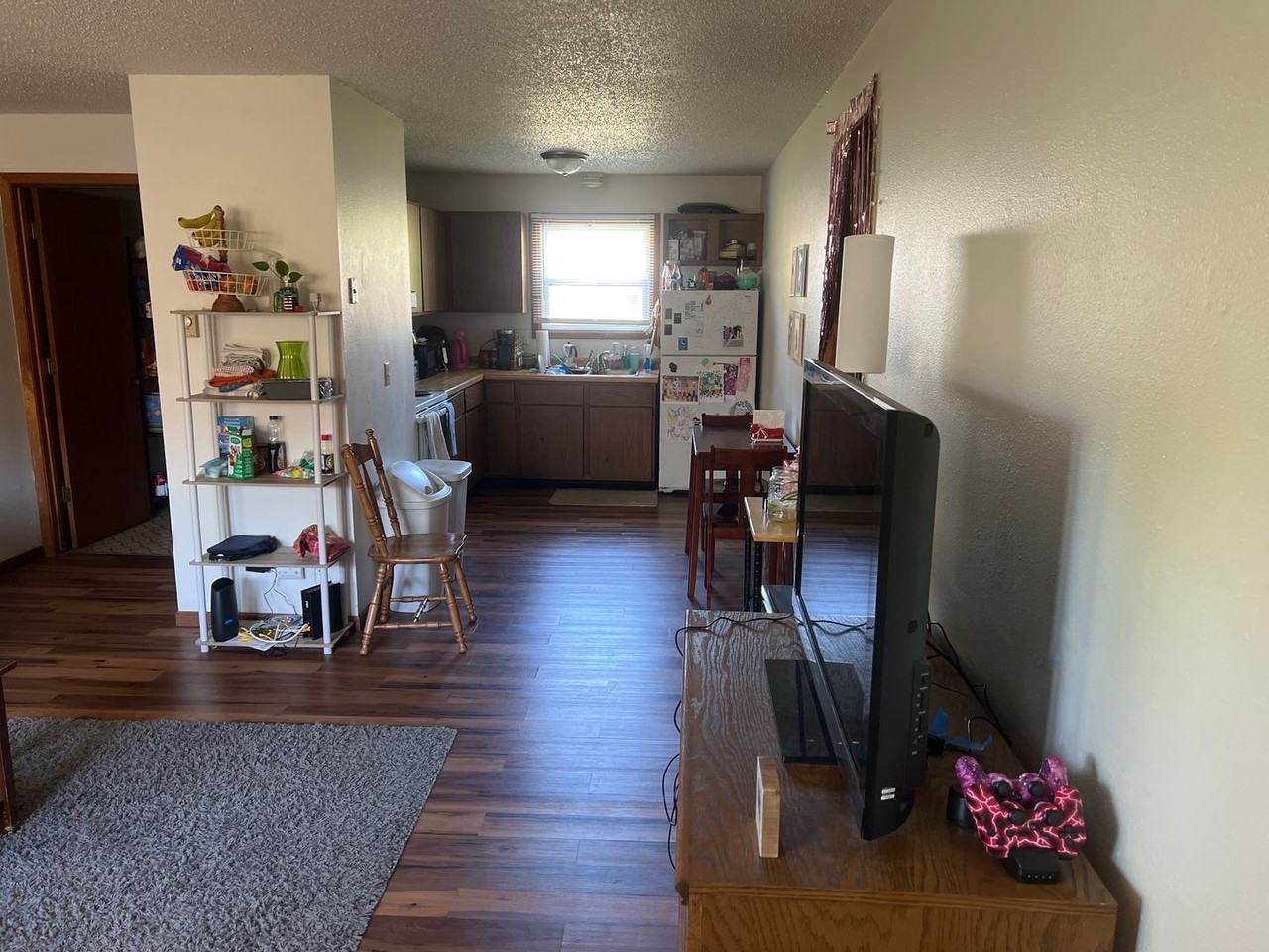 520 - Photo 2 of 19