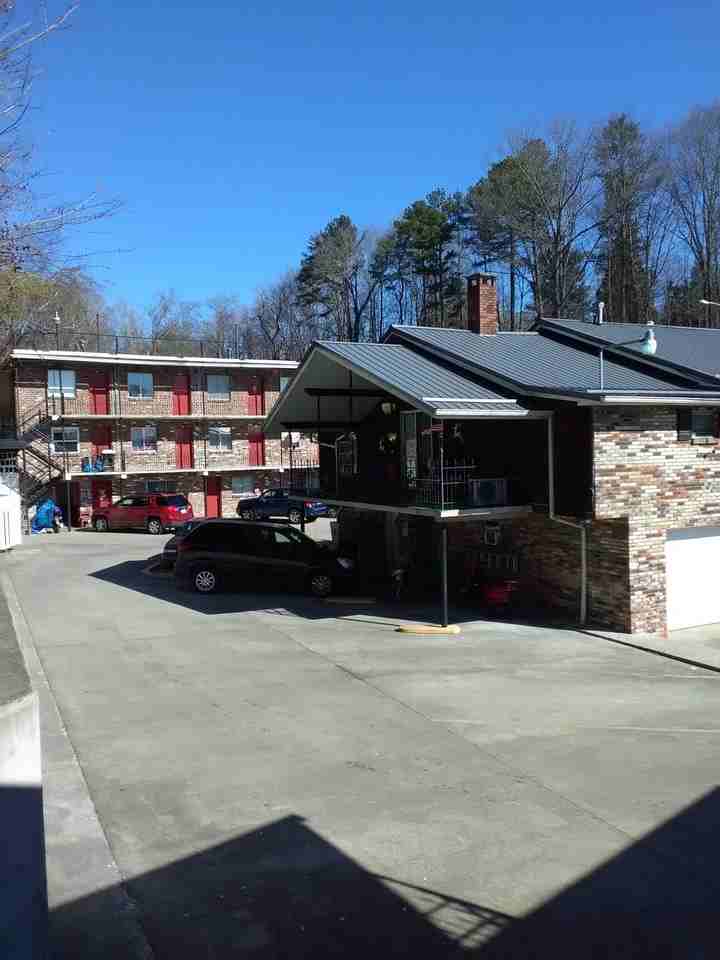 136 S 10th St #201 - Photo 5 of 5