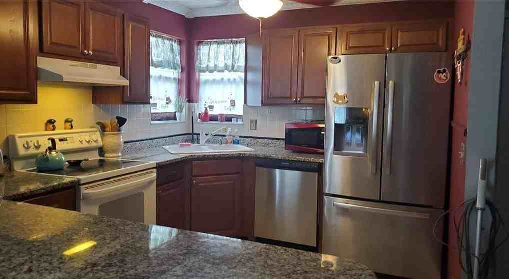 4201 Page Ave - Photo 5 of 14