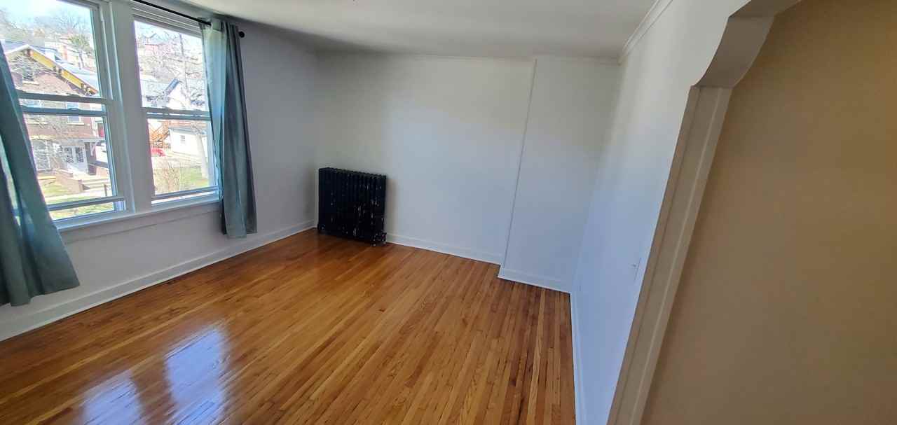 1338 Main St #6 - Photo 5 of 8