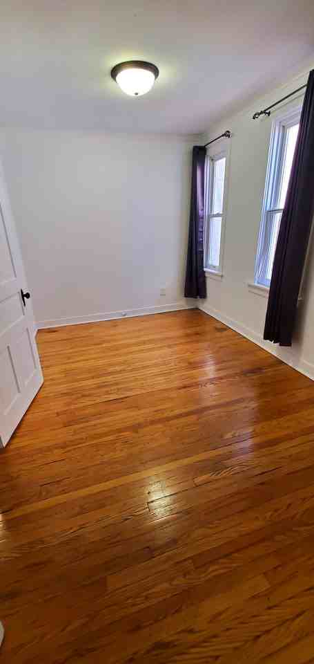 1338 Main St #6 - Photo 6 of 8