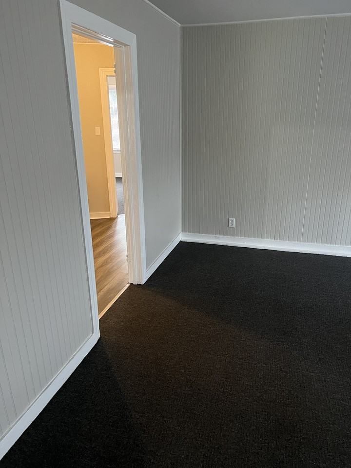 803 3rd Ave - Photo 3 of 10