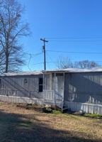 featured image of 612 N Main St